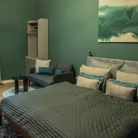 Ollies A Saunia S Voucherem Na Snidani Az Pro 6 Osob Apartment