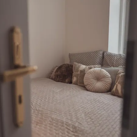 Apartment Ollies A Saunia S Voucherem Na Snidani Az Pro 6 Osob